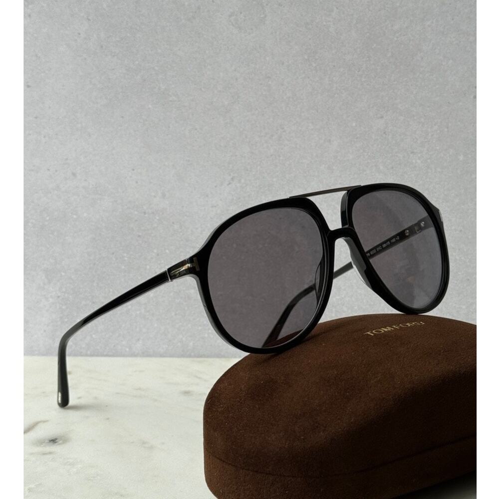 NEW Tom Ford FT1079 Archie Oversized Aviator Black $580